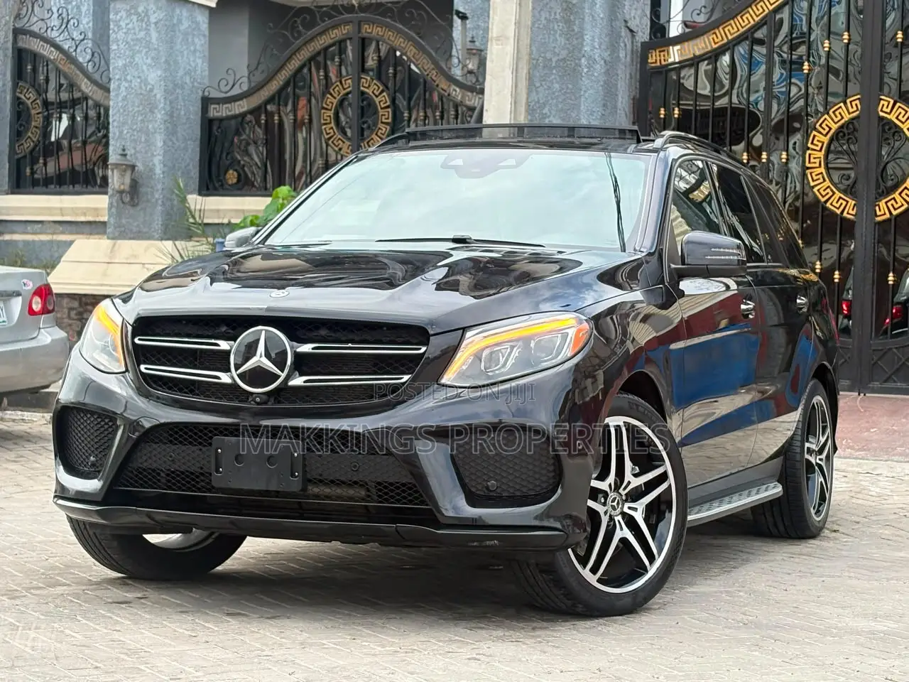 Mercedes-Benz E400 2018 Black