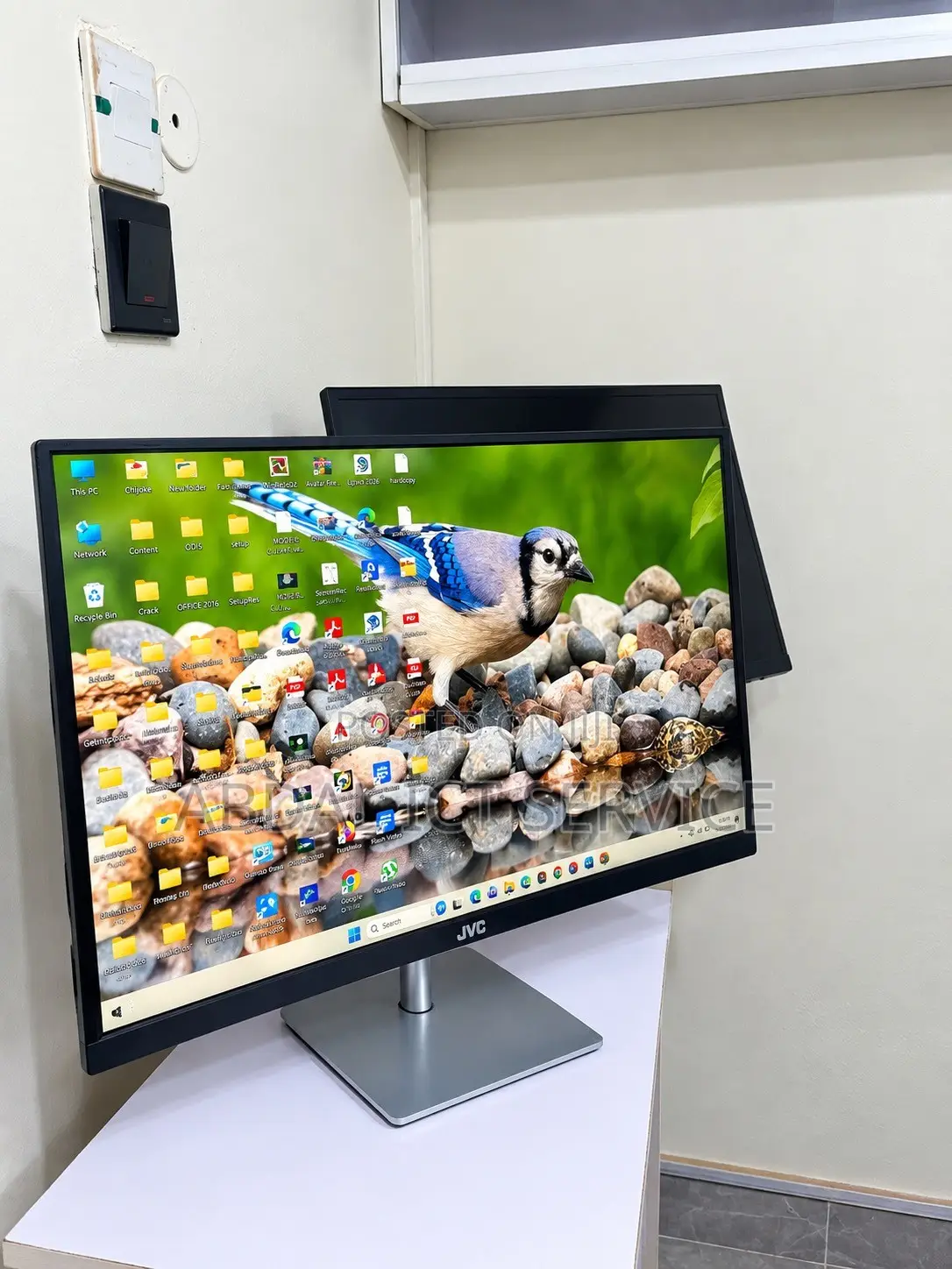 Frameless JVC 24” Full HD LED Monitor – LT-24CM79W