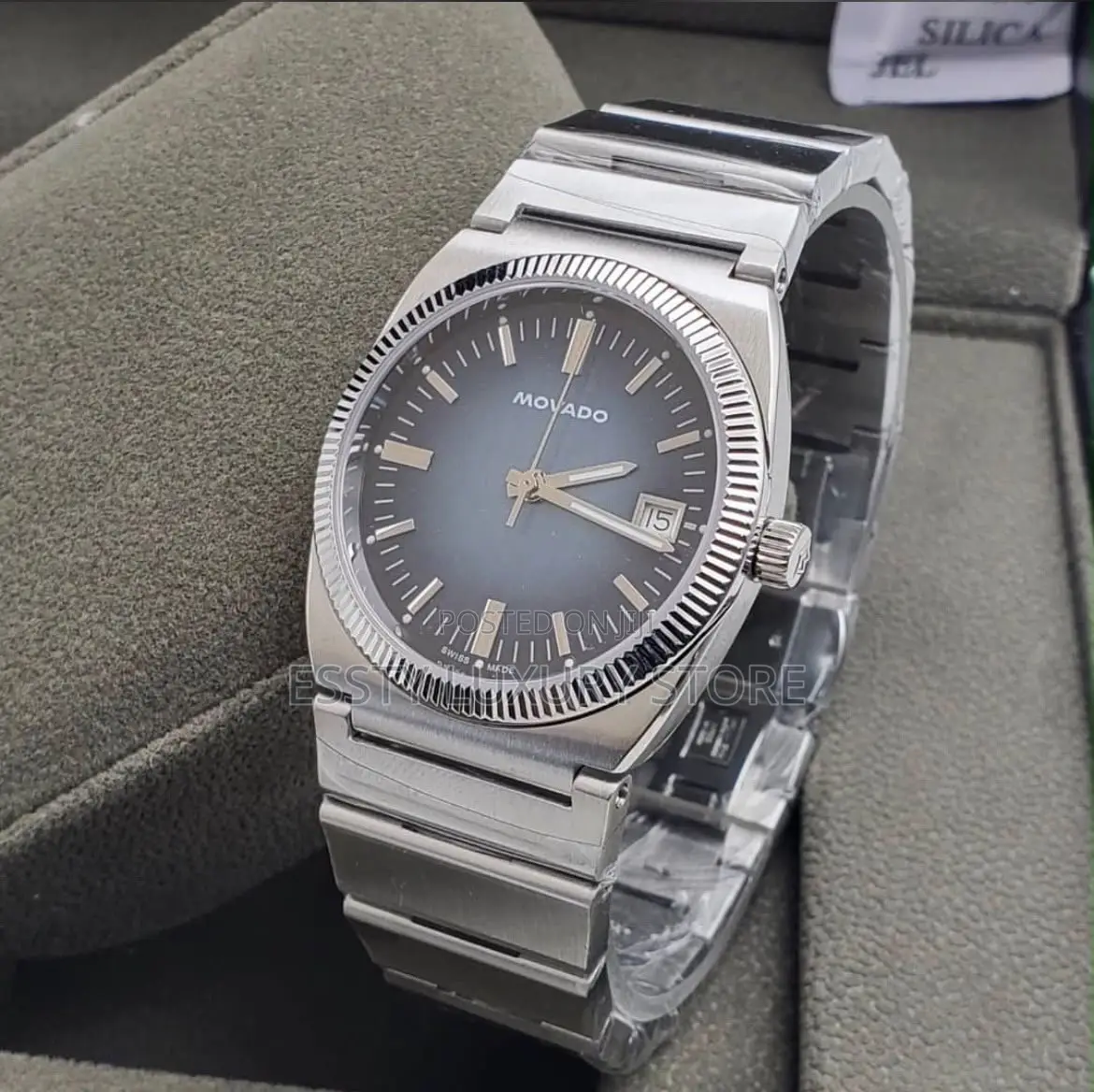 Quality Movado Heritage Series Calendomatic Automatic Watch