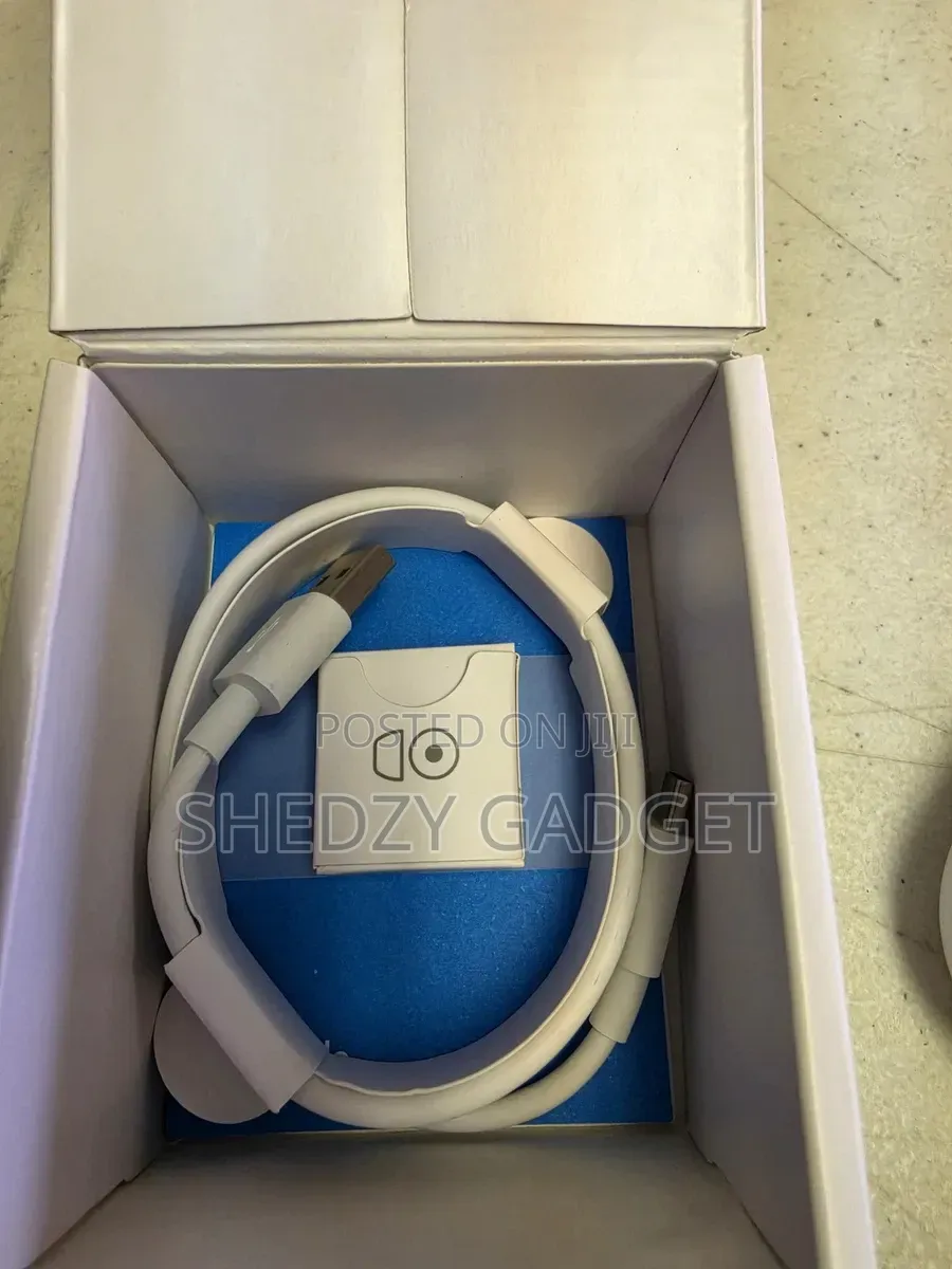 Google Pixel Buds a-Series Wireless in-Ear Headphones - Clearly White
