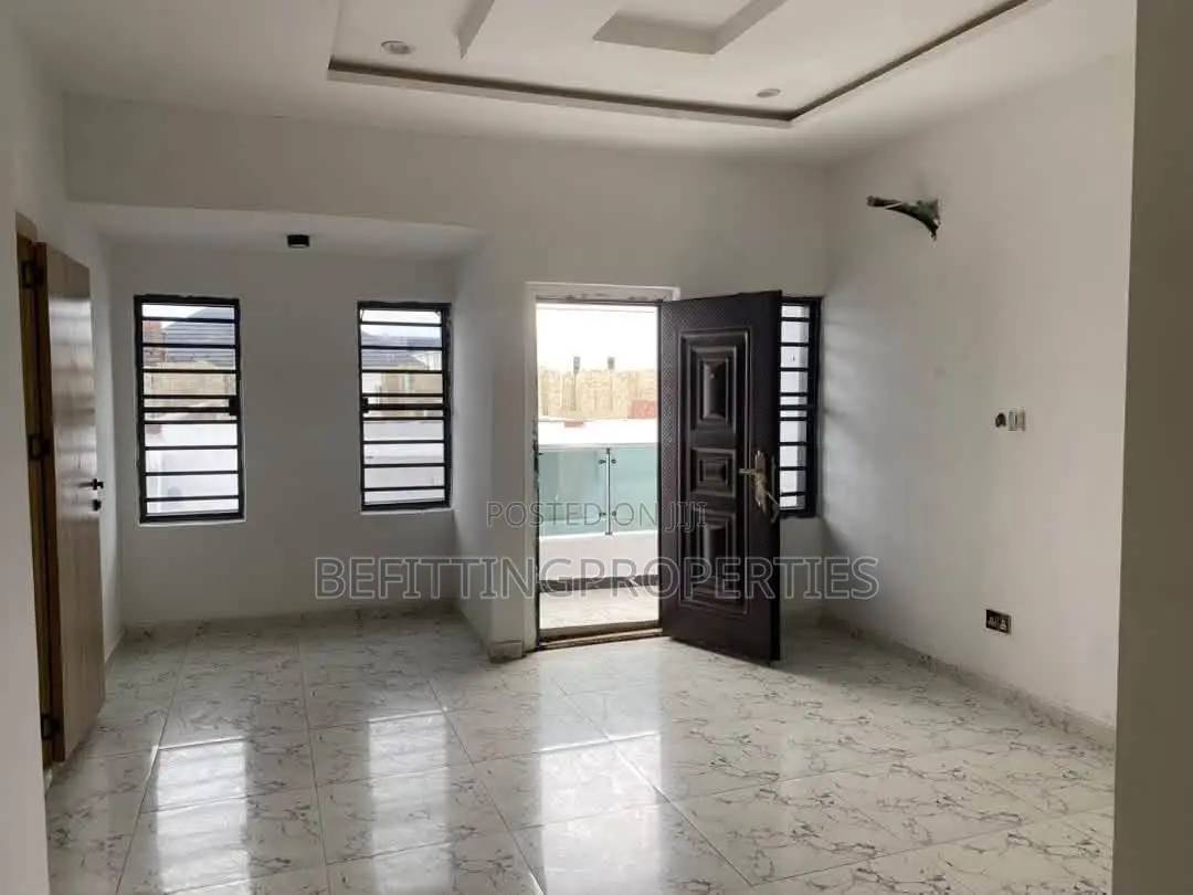 4bdrm Duplex in Lekki Phase 1 for sale