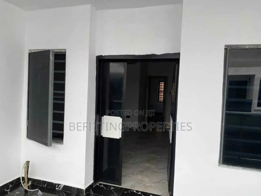 4bdrm Duplex in Lekki Phase 1 for sale