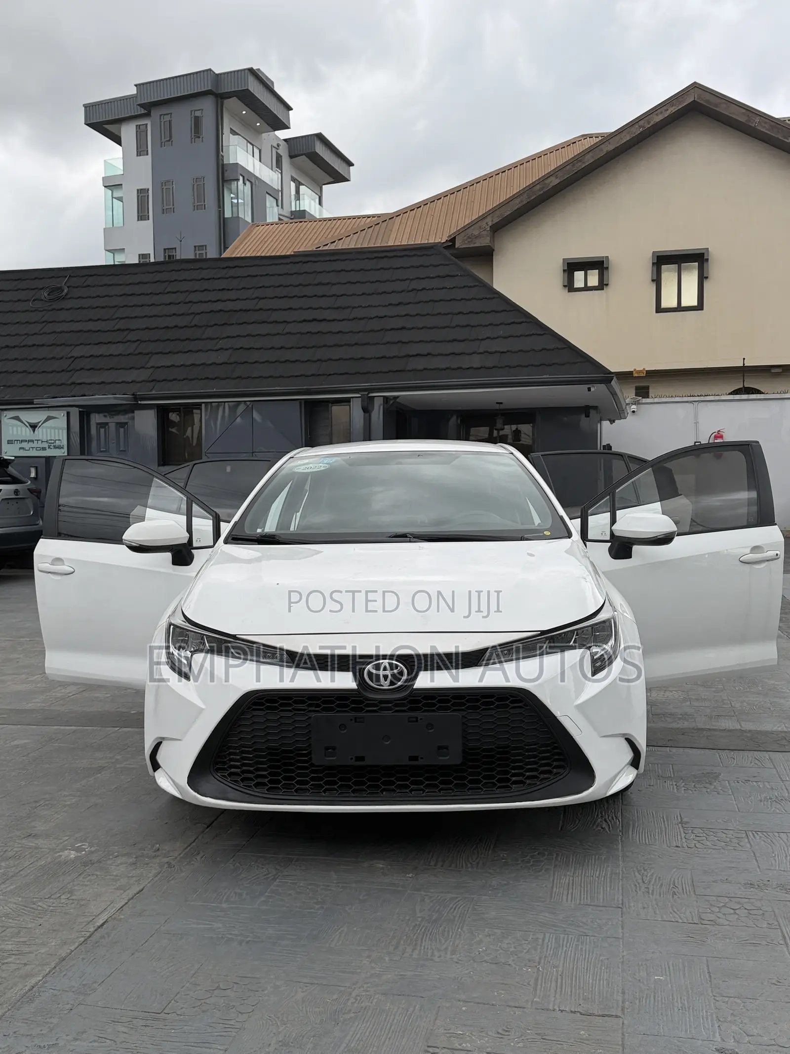Toyota Corolla 2019 White