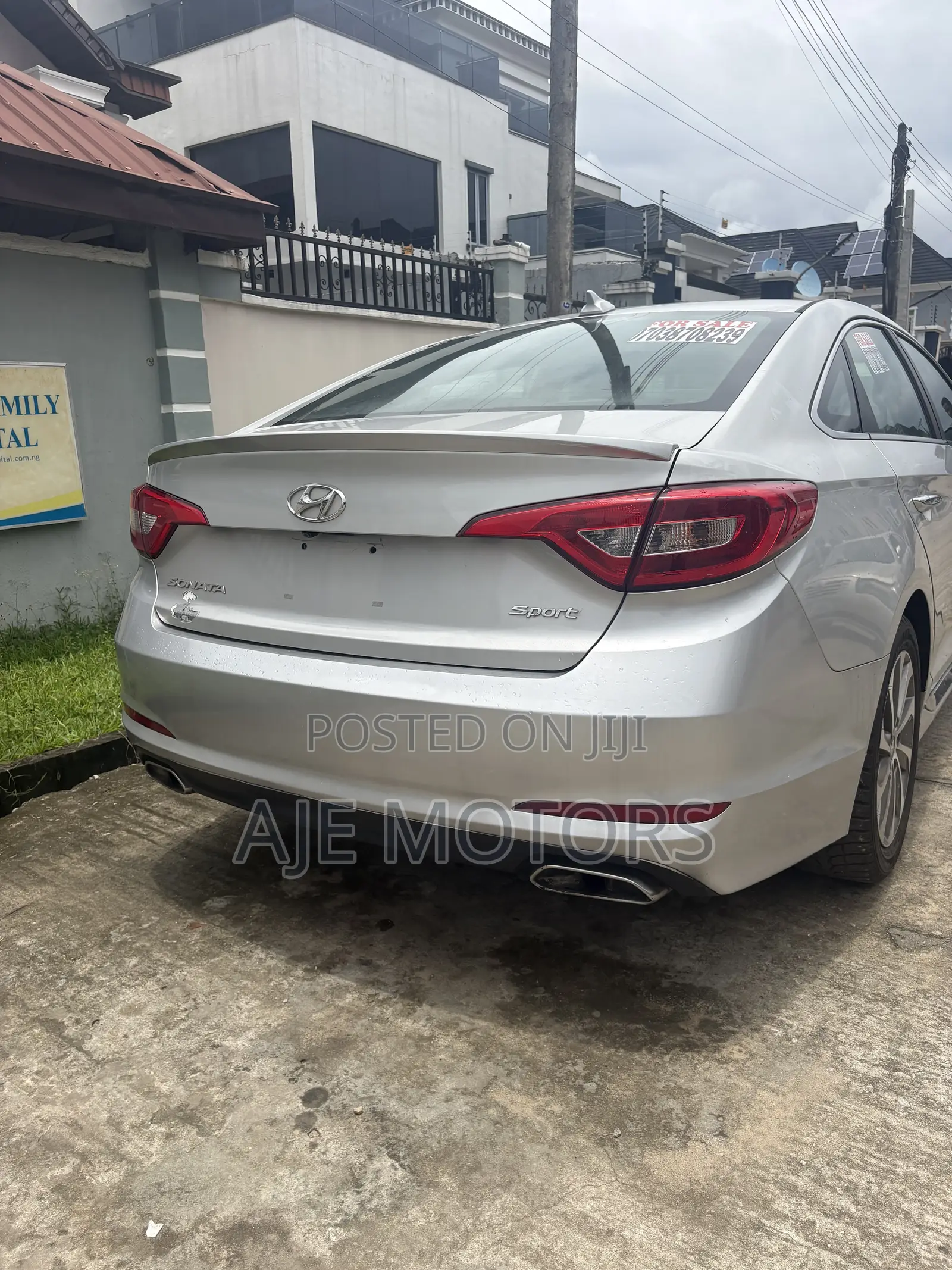 Hyundai Sonata Sport 4dr Sedan (2.4L 4cyl 6A) 2015 Silver