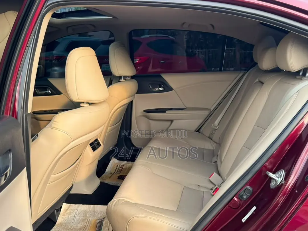 Honda Accord Touring 4dr Sedan FWD (3.5L 6cyl 6A) 2013 Maroon