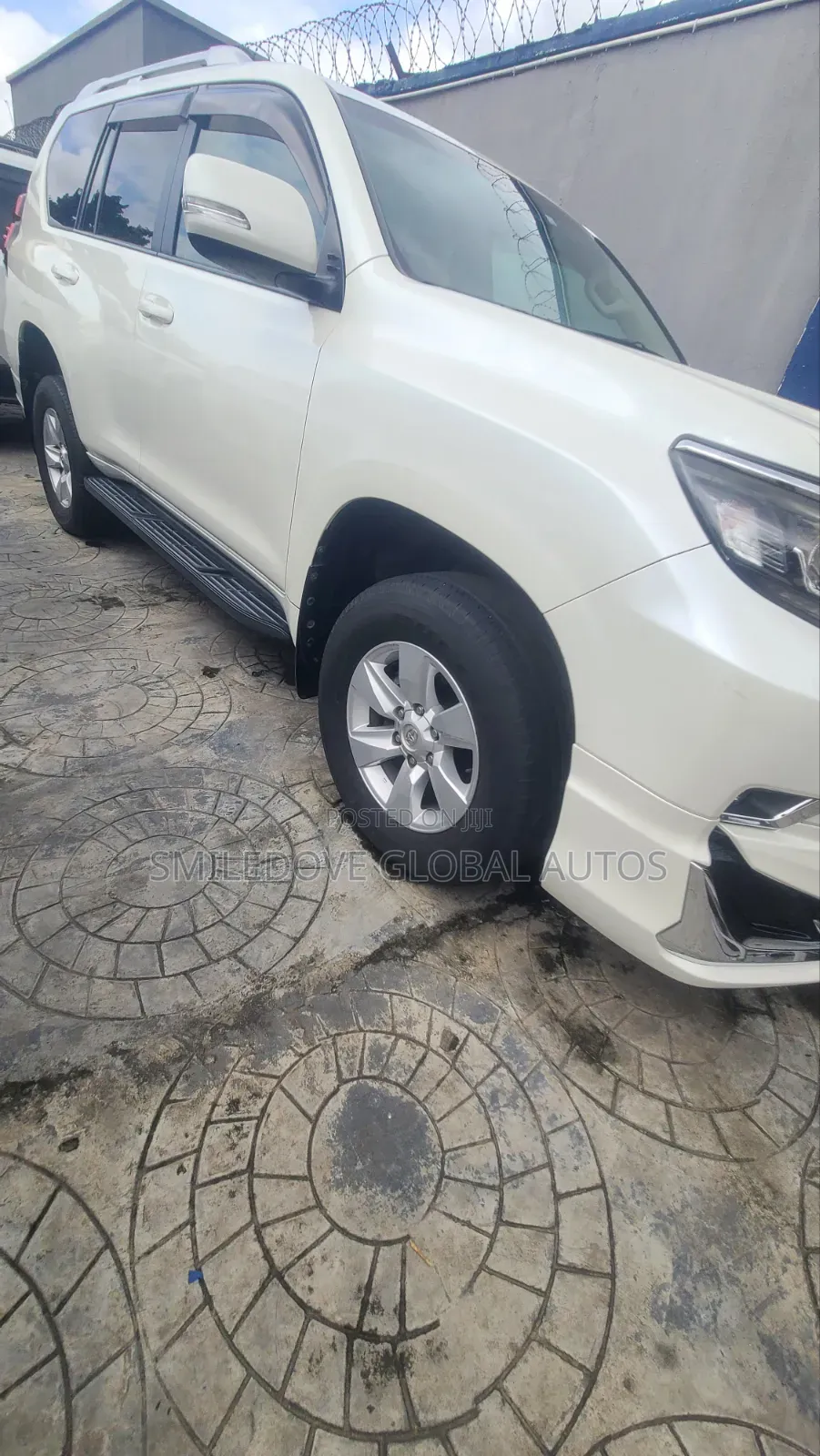 Toyota Land Cruiser Prado 2019 White