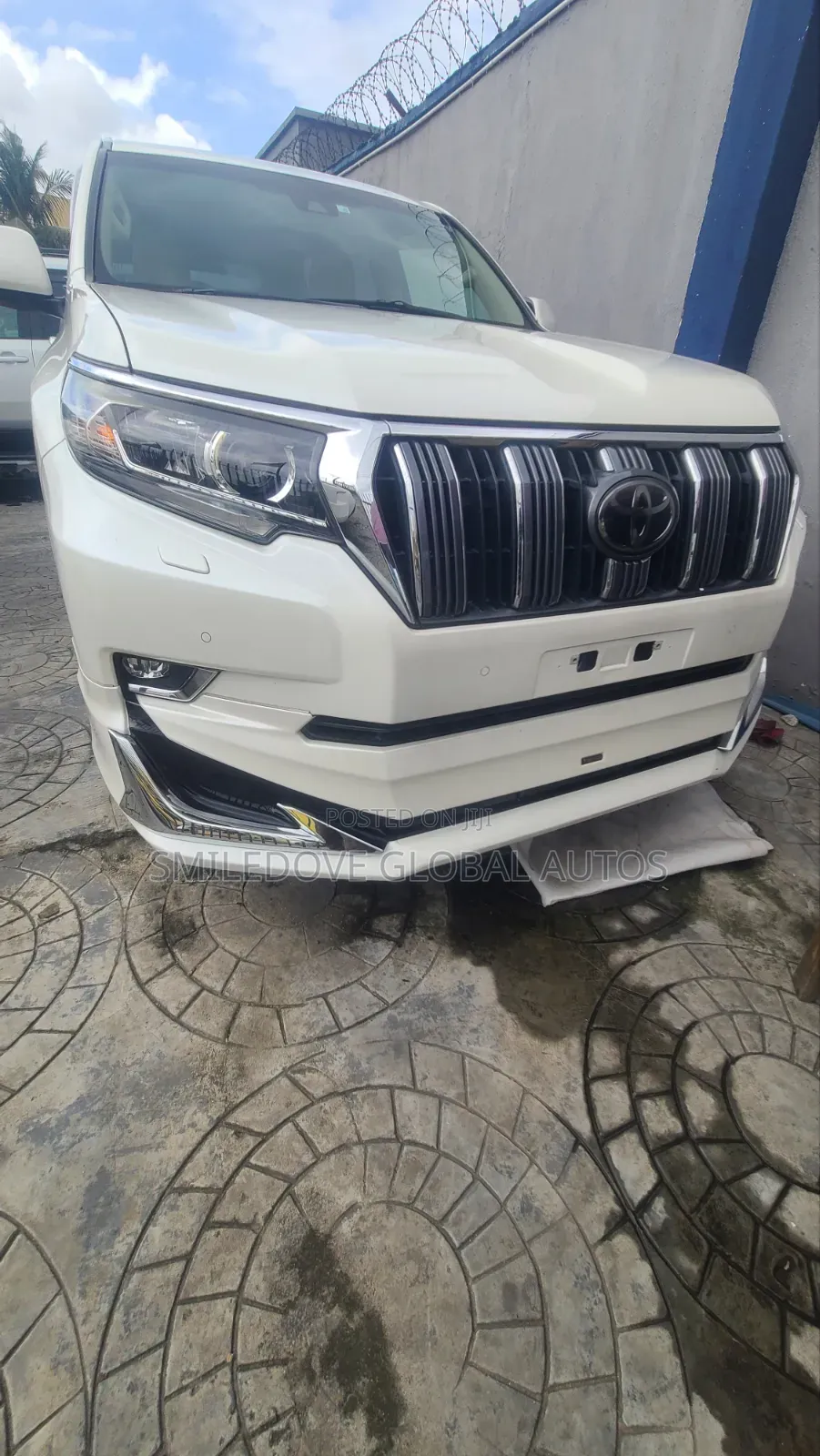 Toyota Land Cruiser Prado 2019 White