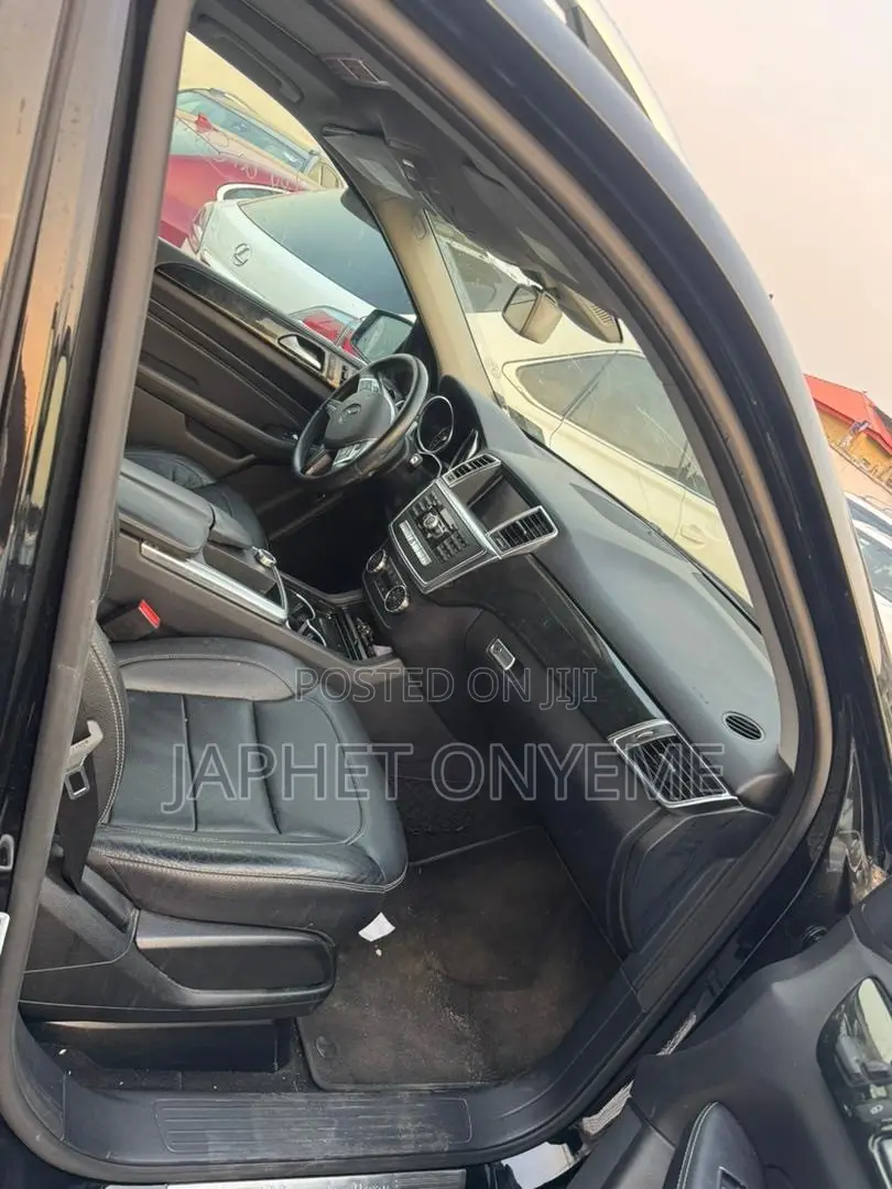 Mercedes-Benz M Class ML350 4MATIC 4dr SUV AWD (3.5L 6cyl 7A) 2014
