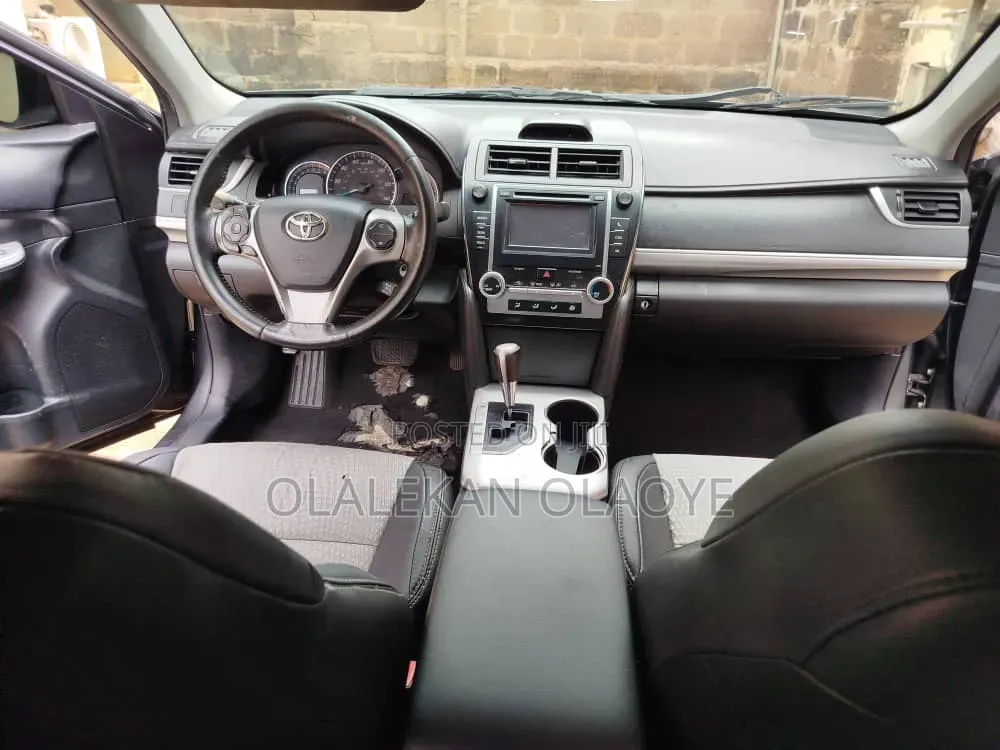 Toyota Camry SE 4dr Sedan (2.5L 4cyl 6A) 2013 Green