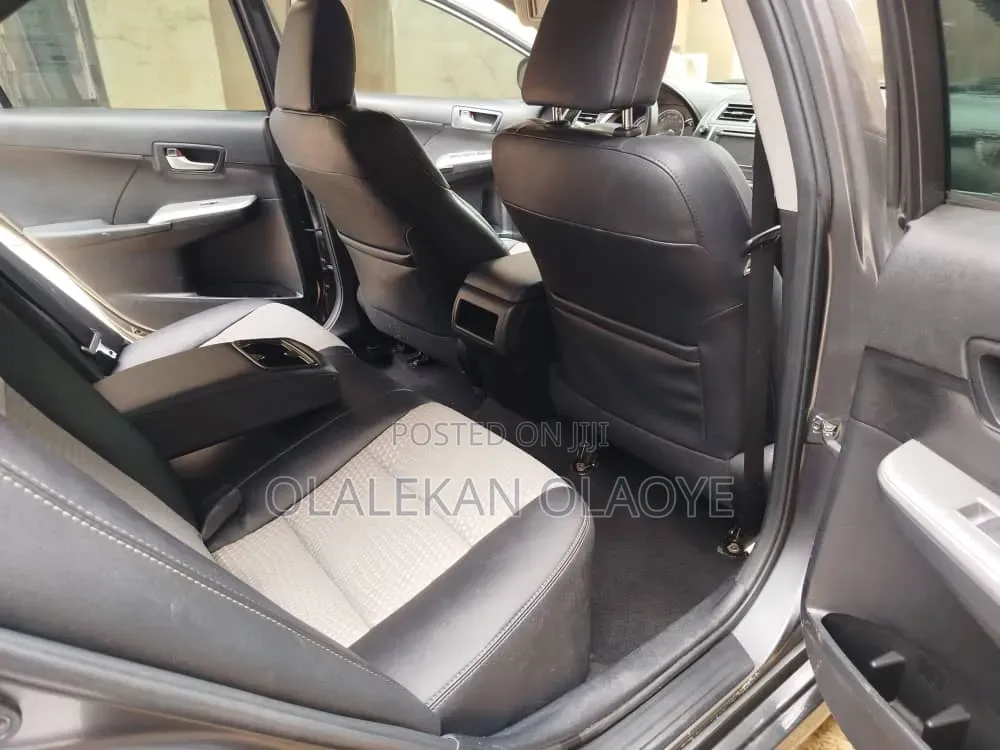 Toyota Camry SE 4dr Sedan (2.5L 4cyl 6A) 2013 Green