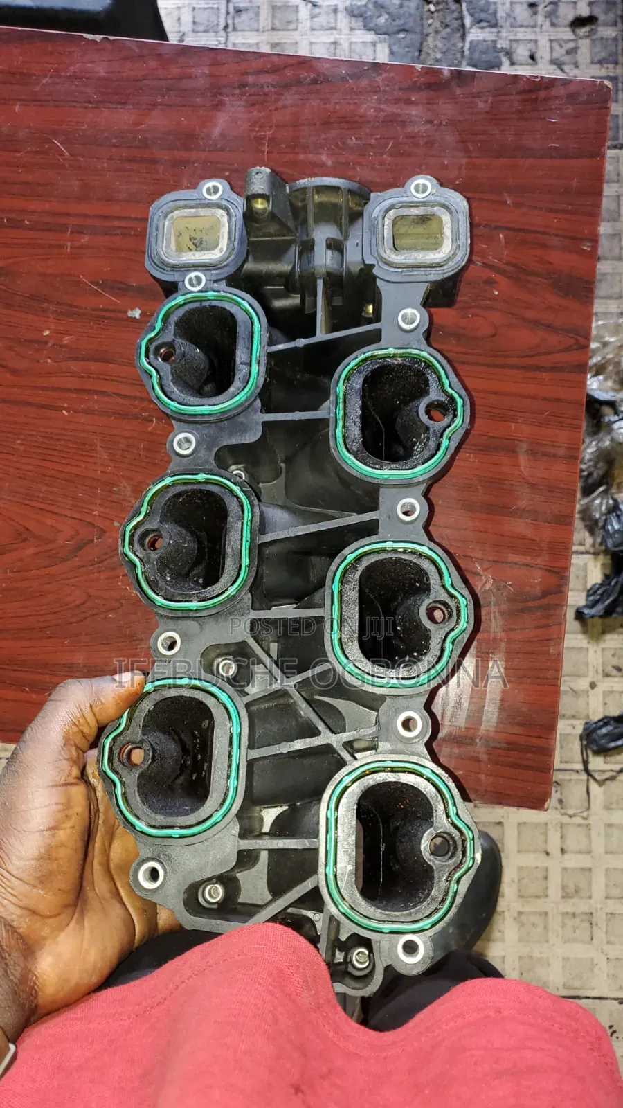 Nozzle Sitting Ford Edge/ Ford Explorer 2013 V6