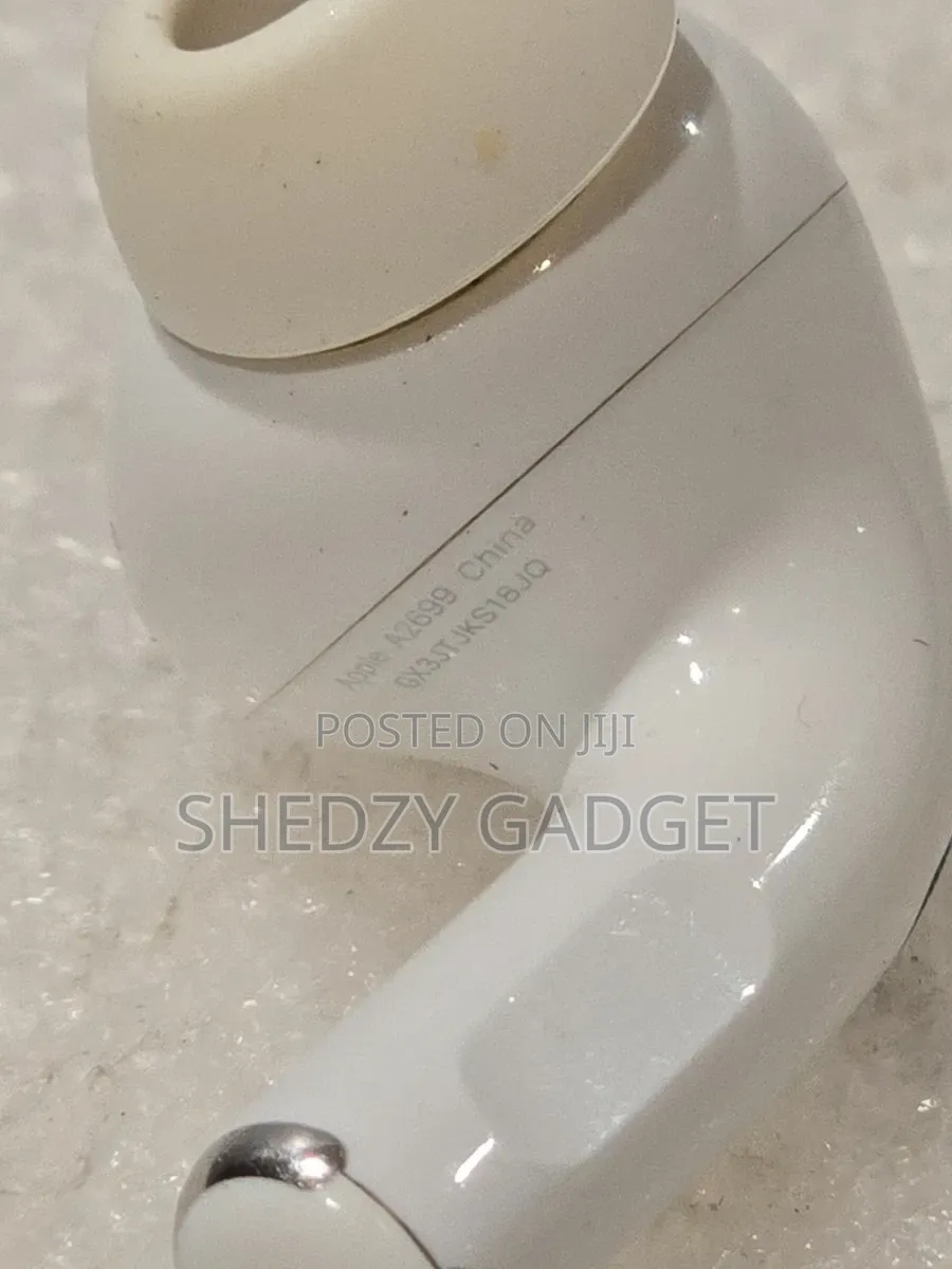 Apple AirPods Pro 2nd Gen A2699, A2698, A2700 (Lightning) White