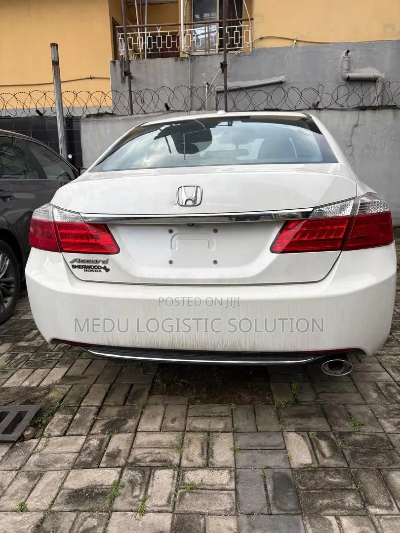 Honda Accord EX 4dr Sedan (2.4L 4cyl 6M) 2014 White