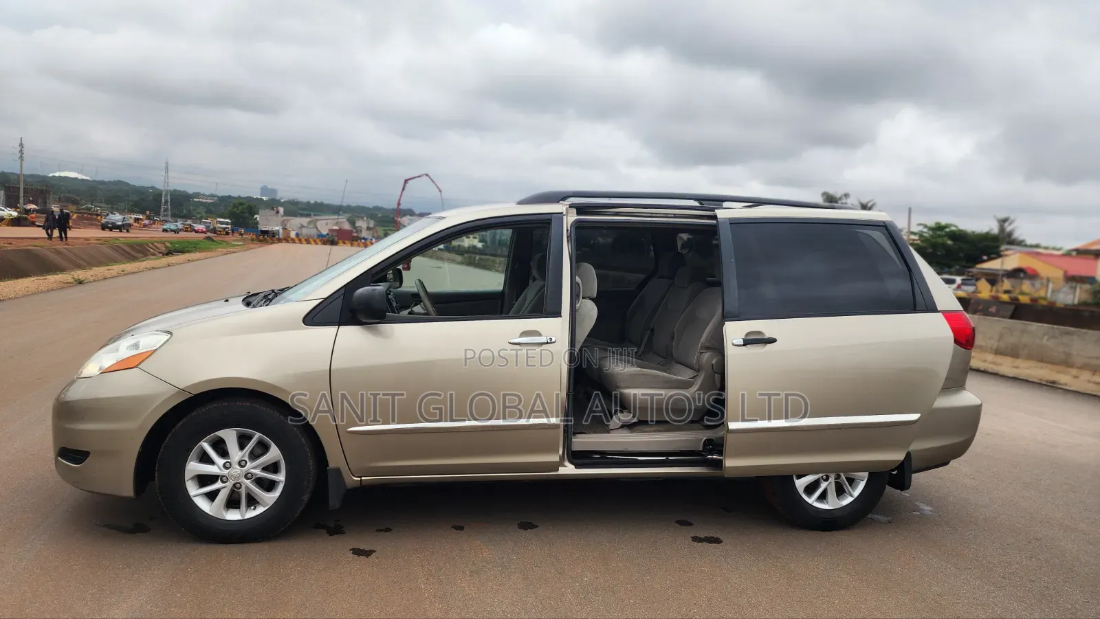 Toyota Sienna CE FWD 2006 Gold