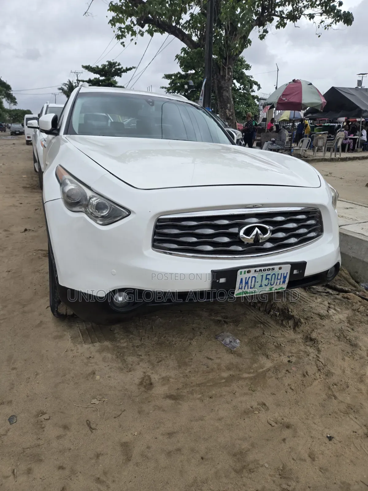 Infiniti FX 2010 White
