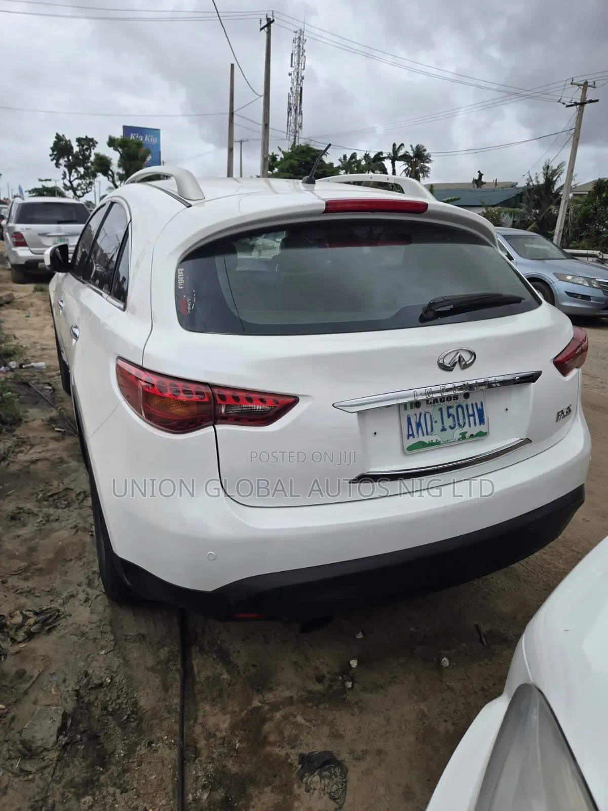 Infiniti FX 2010 White