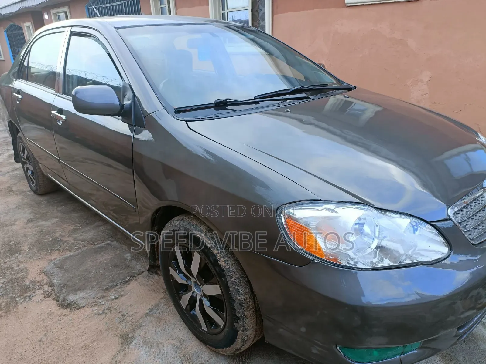 Toyota Corolla 2005 Gray