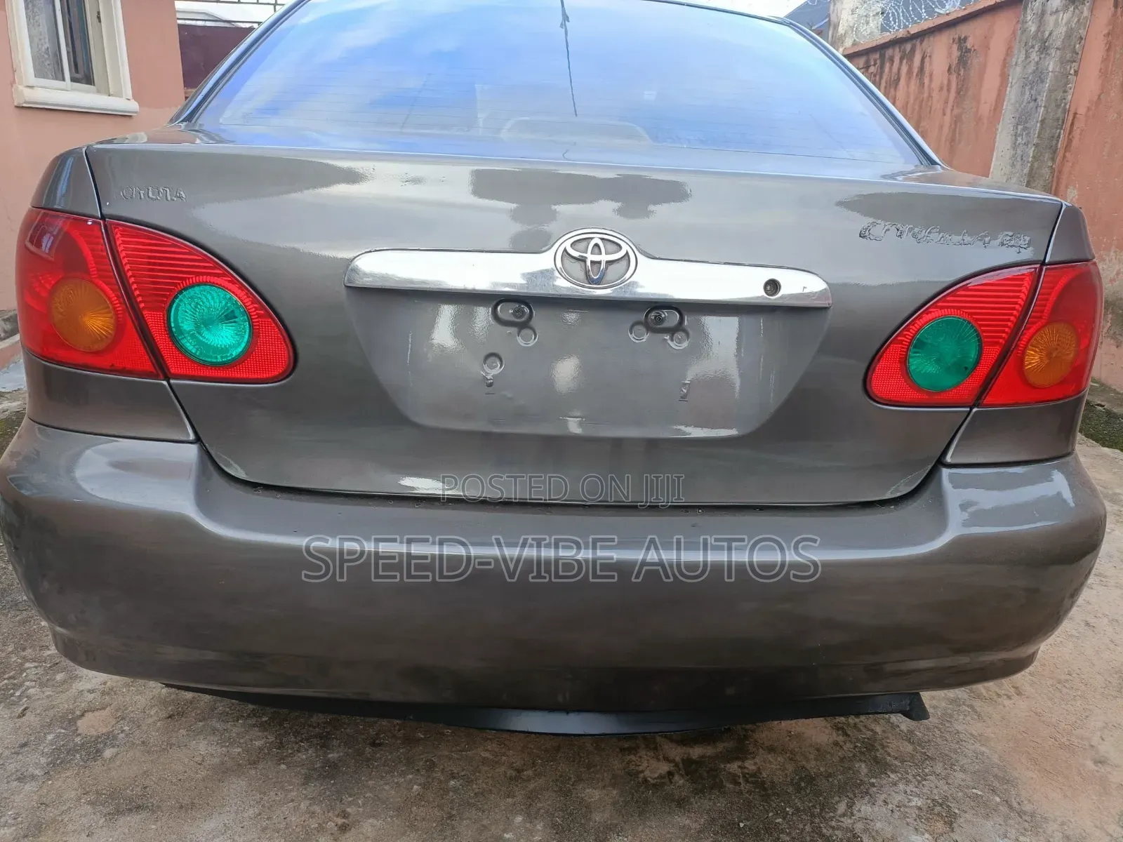 Toyota Corolla 2005 Gray