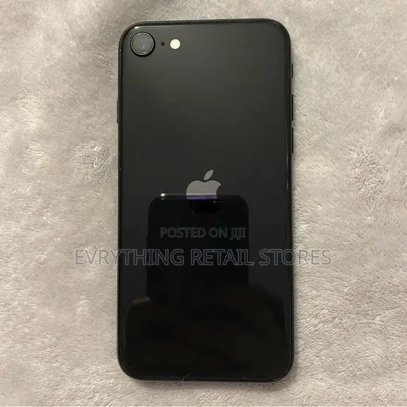 Apple iPhone SE (2022) 64 GB Black