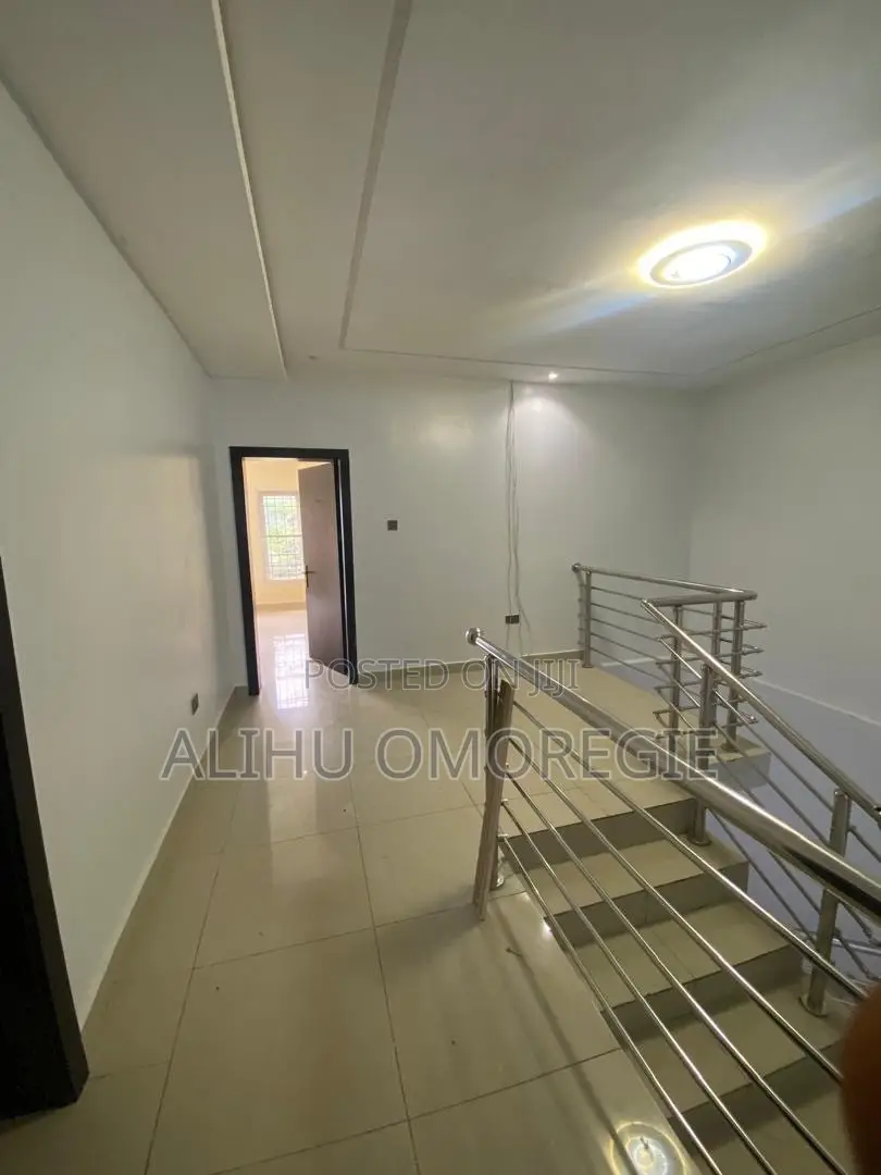 4bdrm Duplex in Brookshore Estate, Karsana for rent