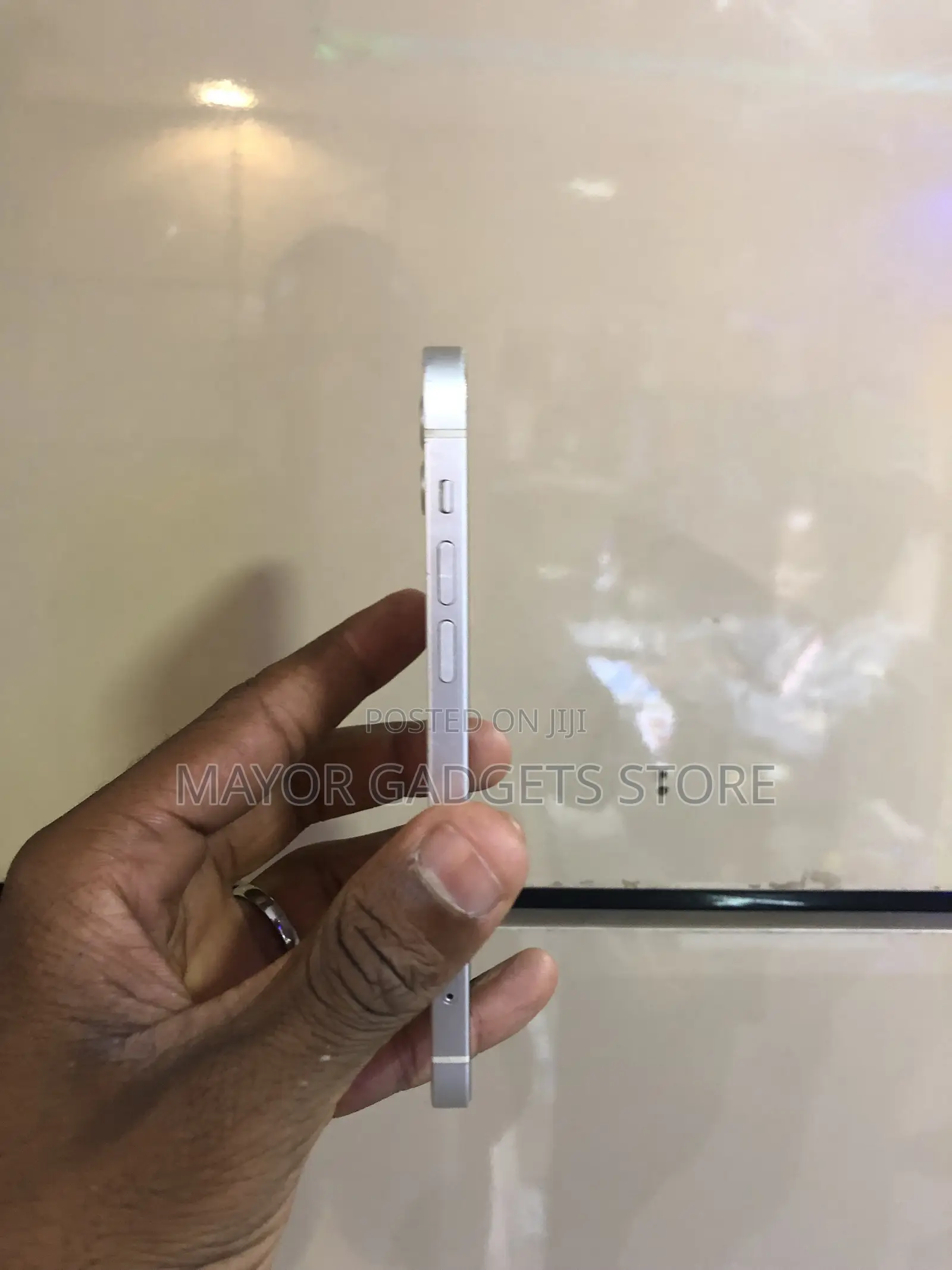 Apple iPhone 12 64 GB White