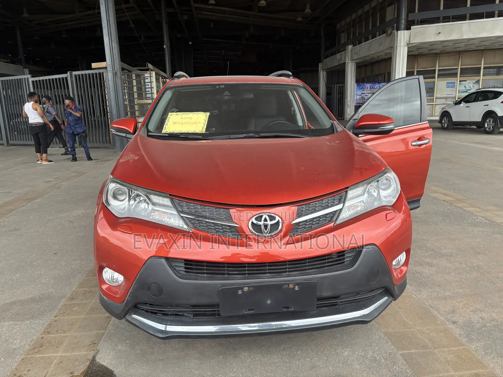 Toyota RAV4 2014 Red