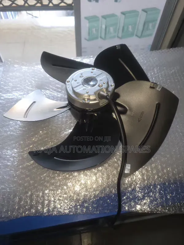 Ebm-Papst Axial Coolling Fan 230VAC 350mm 1400RPM | A4e350-Ap06-01