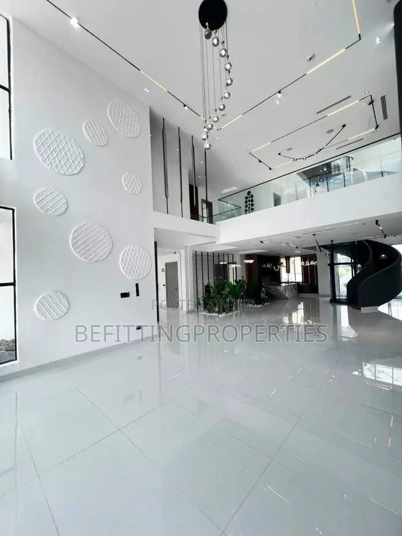 5bdrm Duplex in Osapa london for sale