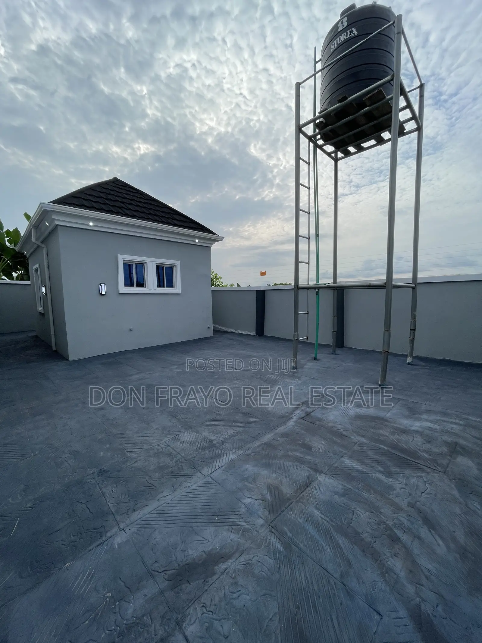 3bdrm Bungalow in Elebu, Akala Express for sale