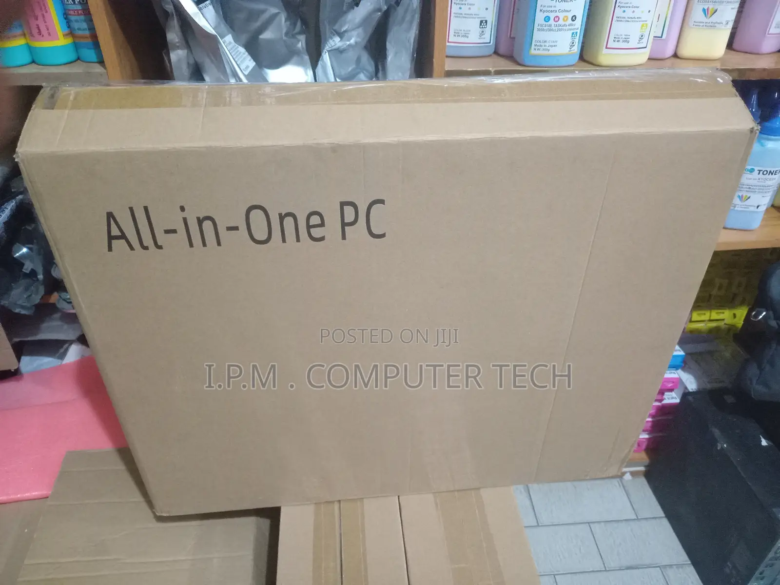 New HP 200 G4 22 All-in-One 8GB Intel Core i3 HDD 500GB
