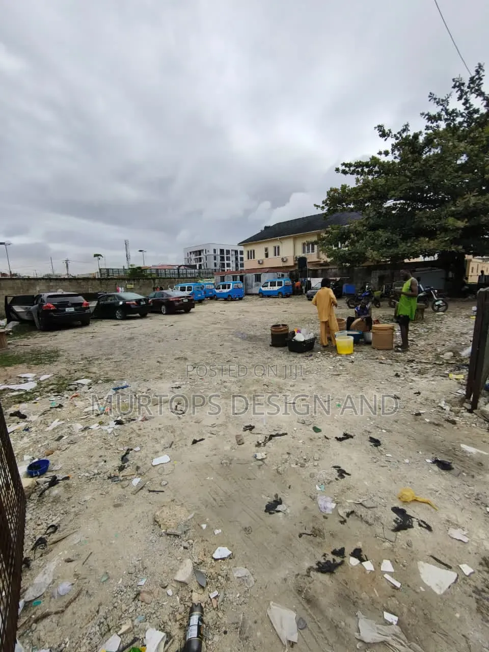 Fantastic MIX USED Bare Land With Fence Gated Approximately 727.371SQm