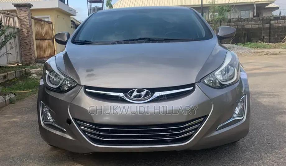 Hyundai Elantra 2015 Gold