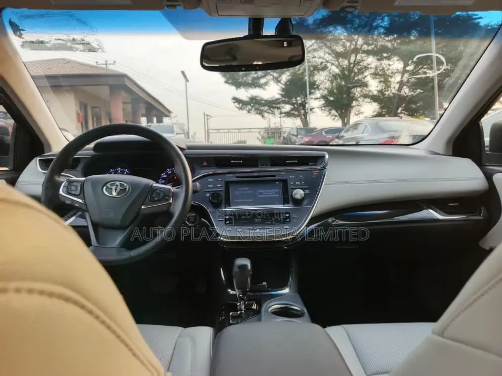 Toyota Avalon Limited 4dr Sedan (3.5L 6cyl 6A) 2015 Blue