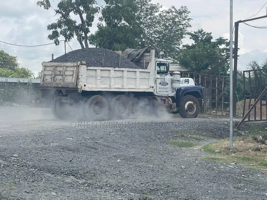 30 Tons 3/4 Granite Chippings - Clean Strong - Direct Quarry Price