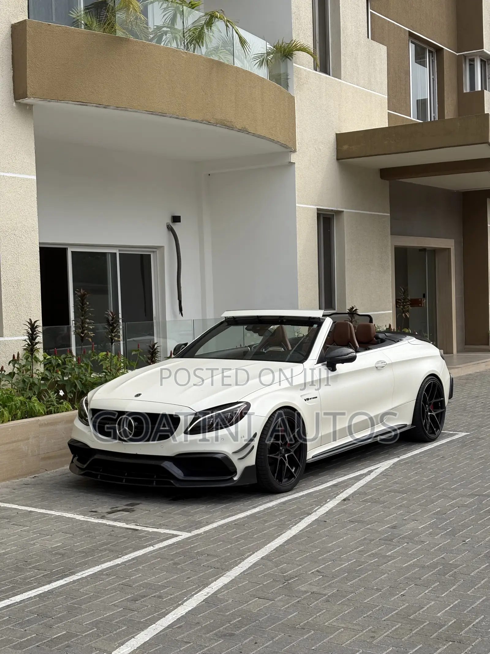 Mercedes-Benz C63 S RWD Cabriolet (4.0L V8 7A) 2018 Black