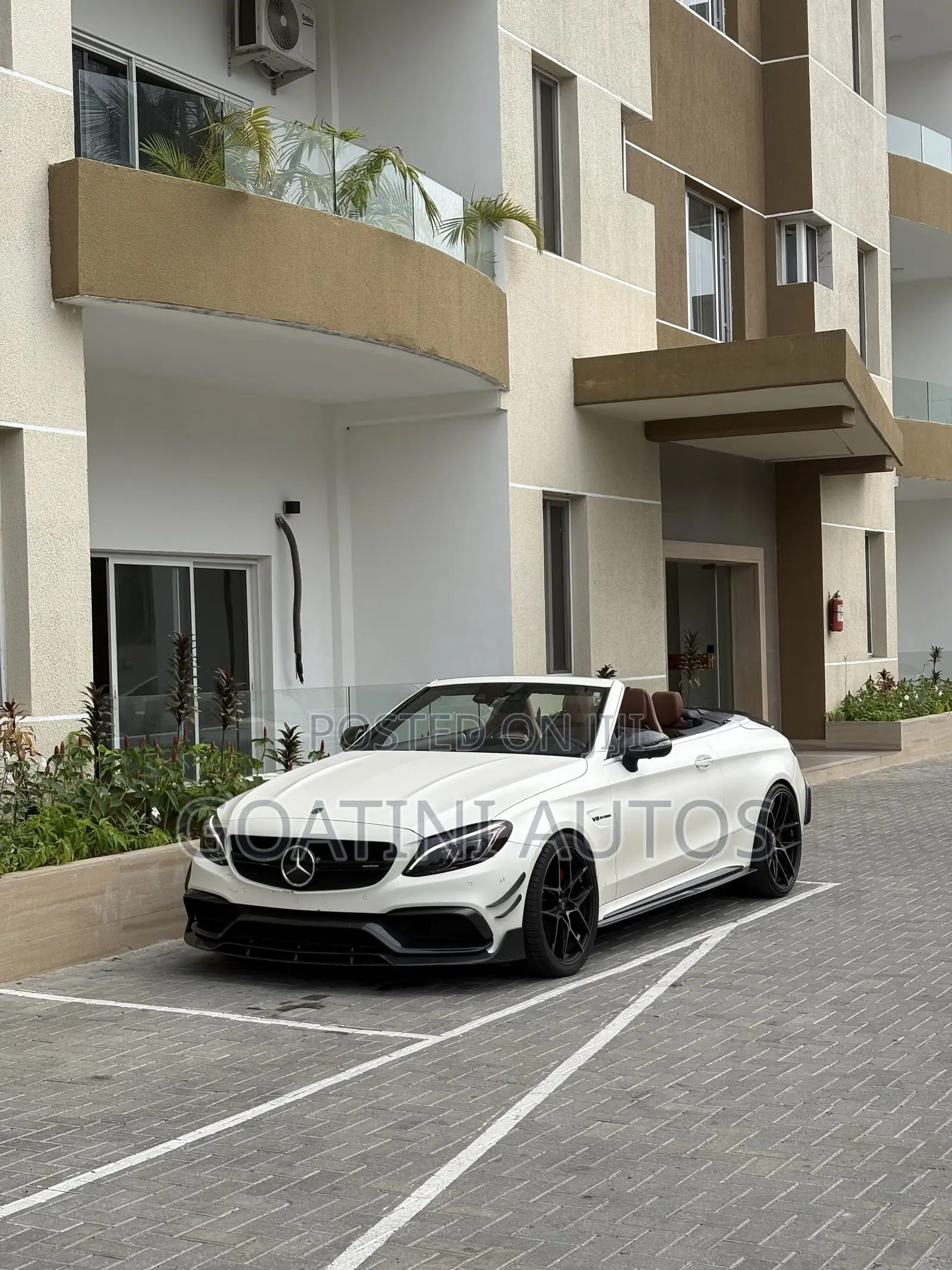 Mercedes-Benz C63 S RWD Cabriolet (4.0L V8 7A) 2018 Black