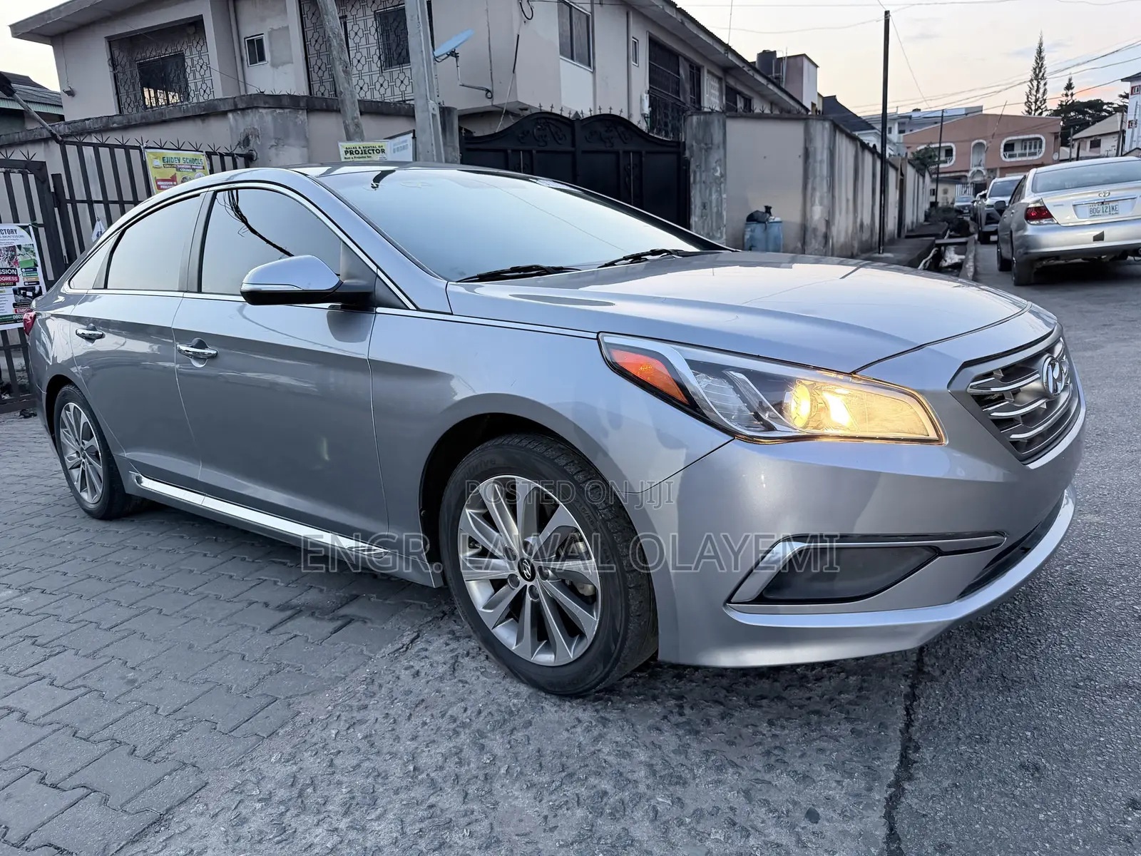Hyundai Sonata Sport 4dr Sedan (2.4L 4cyl 6A) 2015 Silver