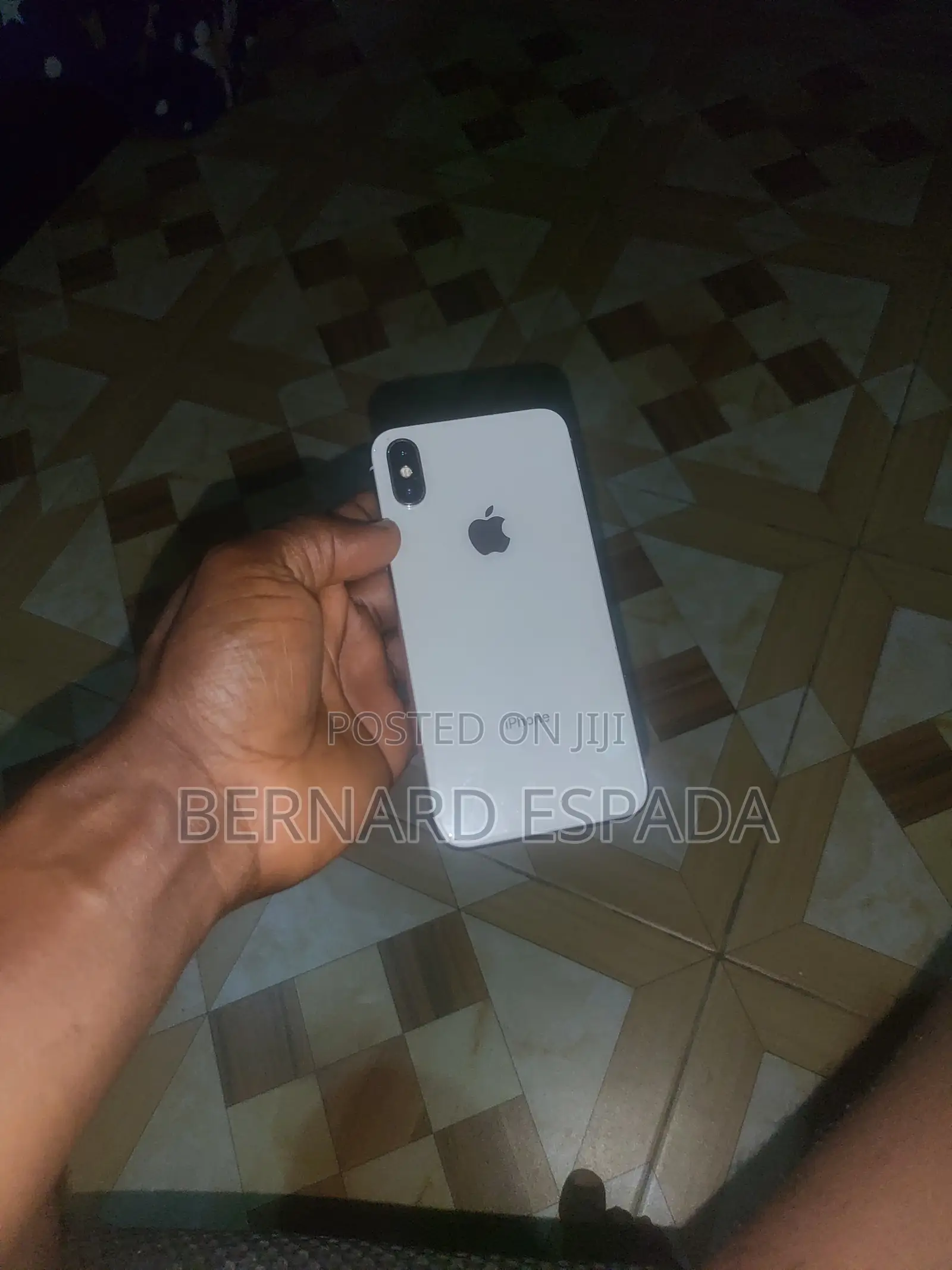 Apple iPhone X 256 GB White