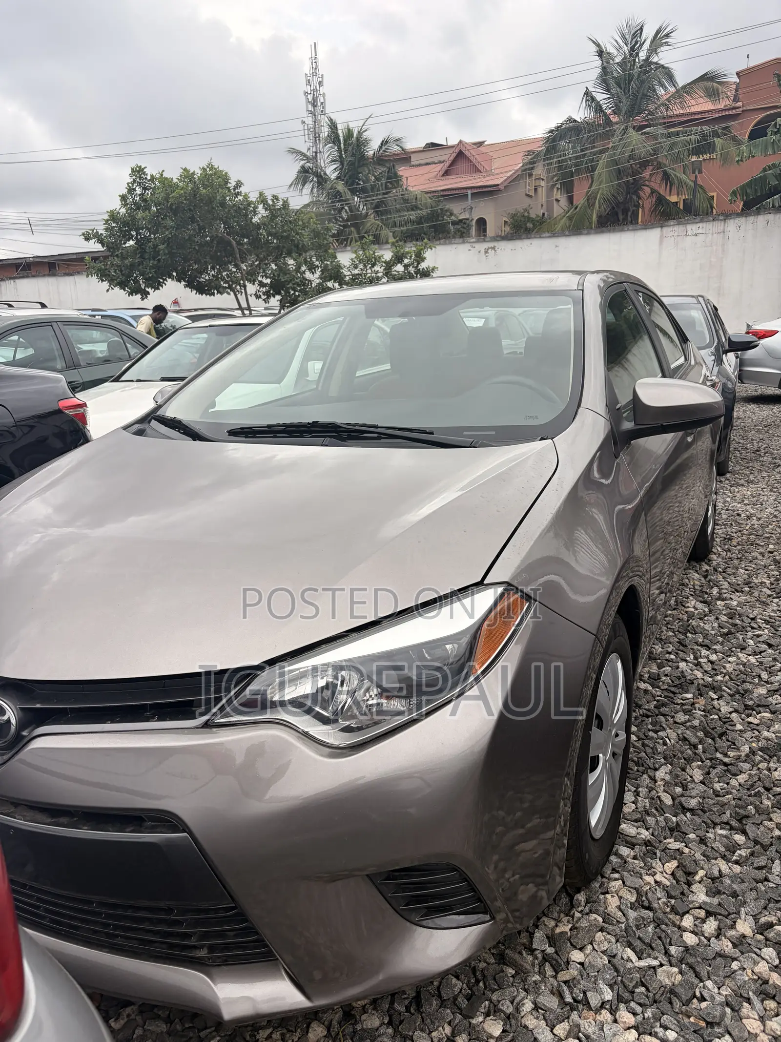 Toyota Corolla LE Eco 4dr Sedan (1.8L 4cyl CVT) 2014 Brown