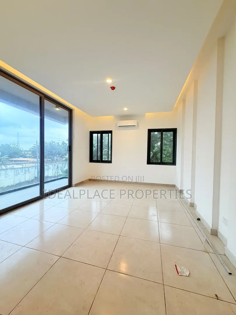 3bdrm Apartment in Ikeja GRA for rent