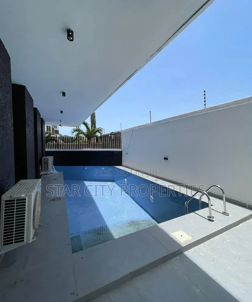 5bdrm Duplex in Osapa London Lekki for sale