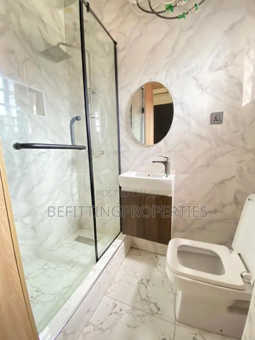2bdrm Apartment in Chevron for sale
