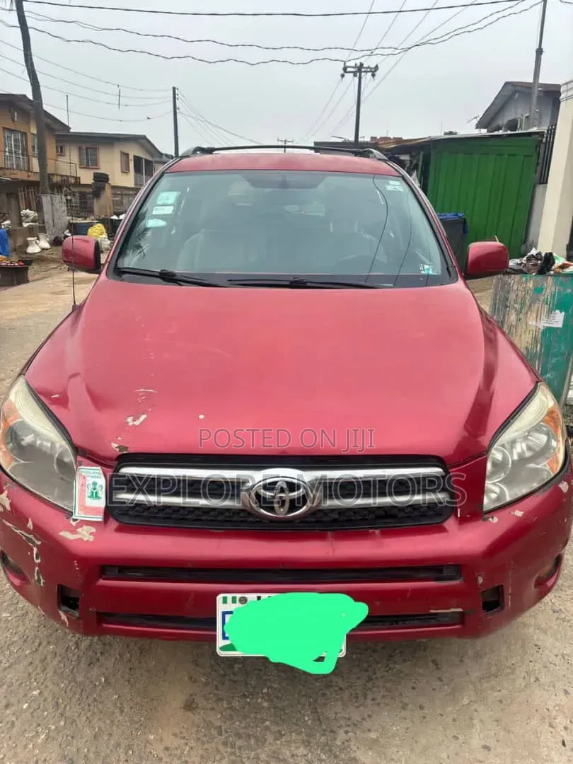 Toyota RAV4 2007 Red