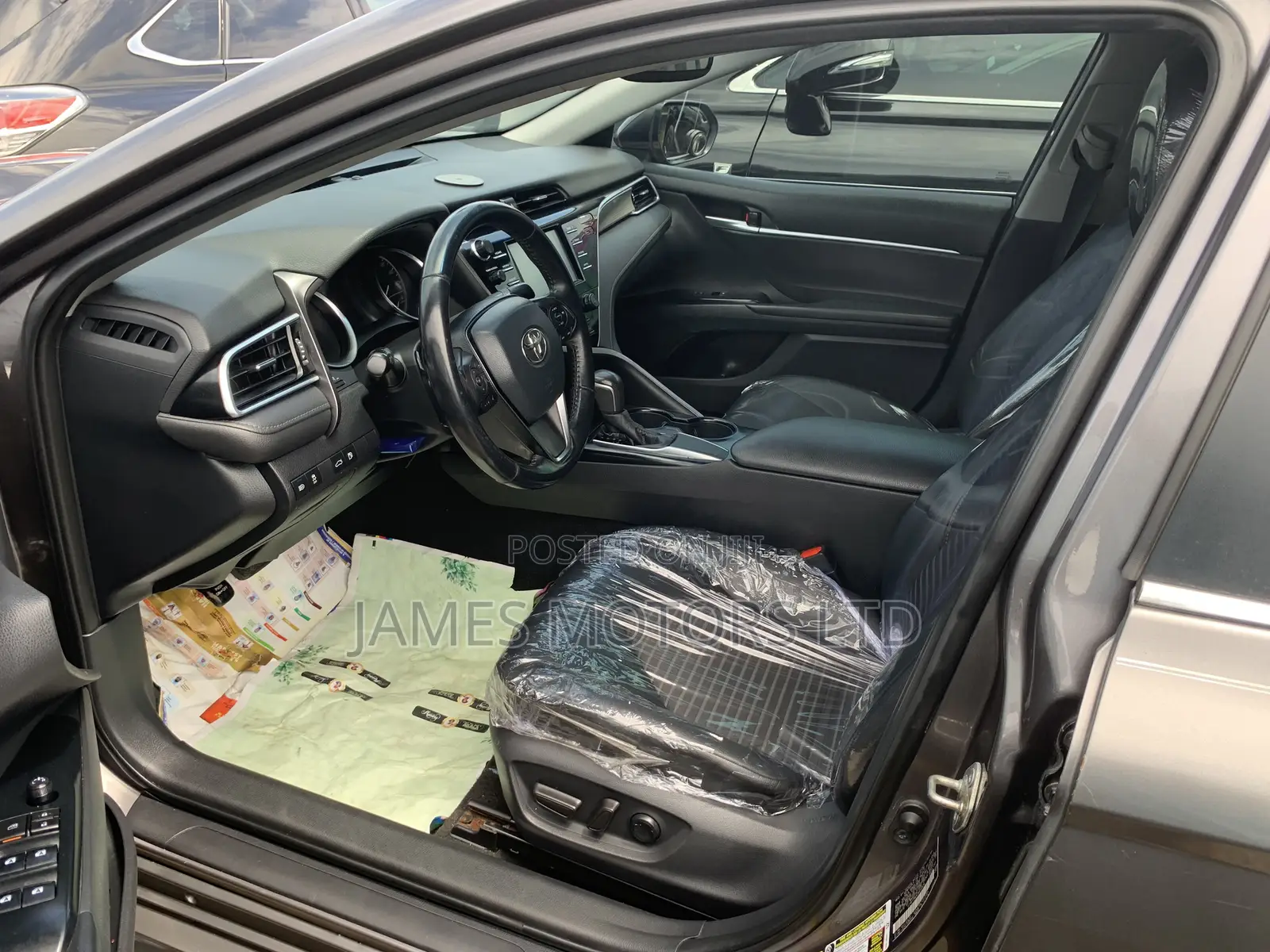 Toyota Camry 2021 Gray