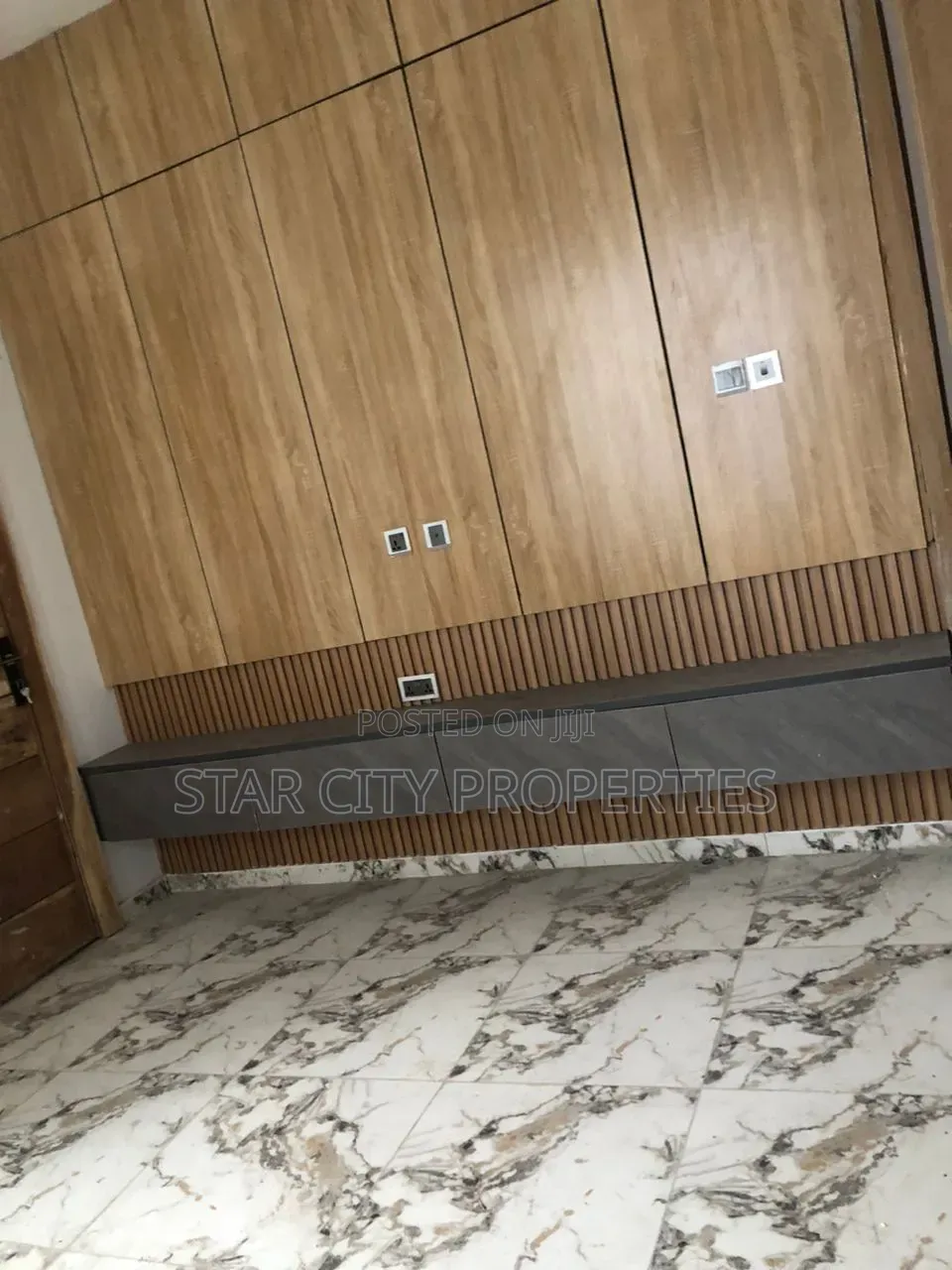 5bdrm Duplex in Ajah Lagos for sale