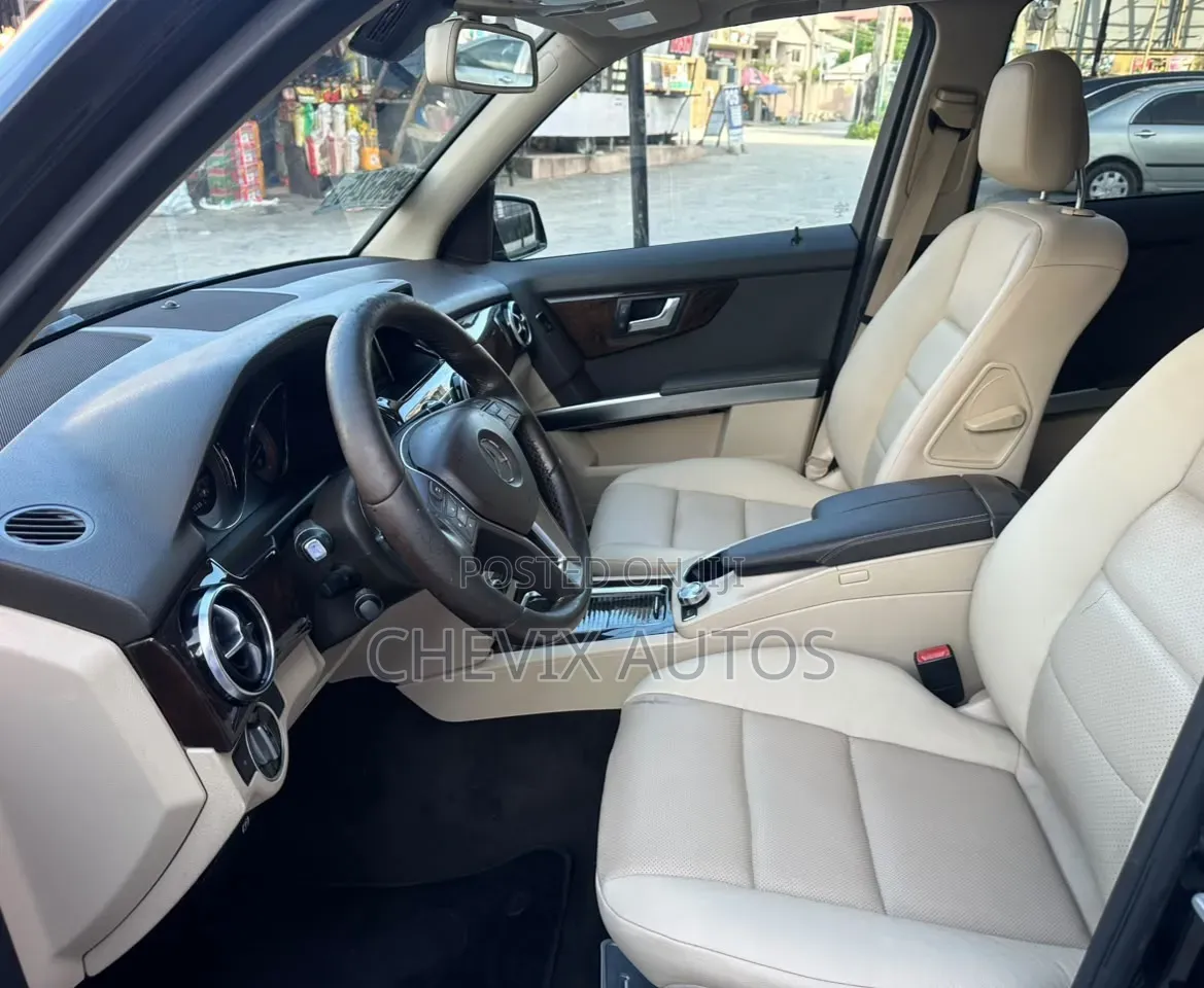 Mercedes-Benz GLK-Class 2014 Black
