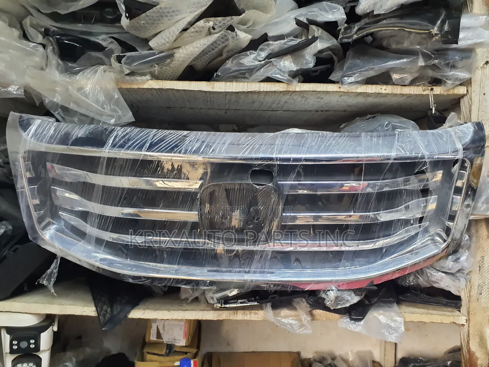 Front Bumper and Grille Honda Pilot 2012