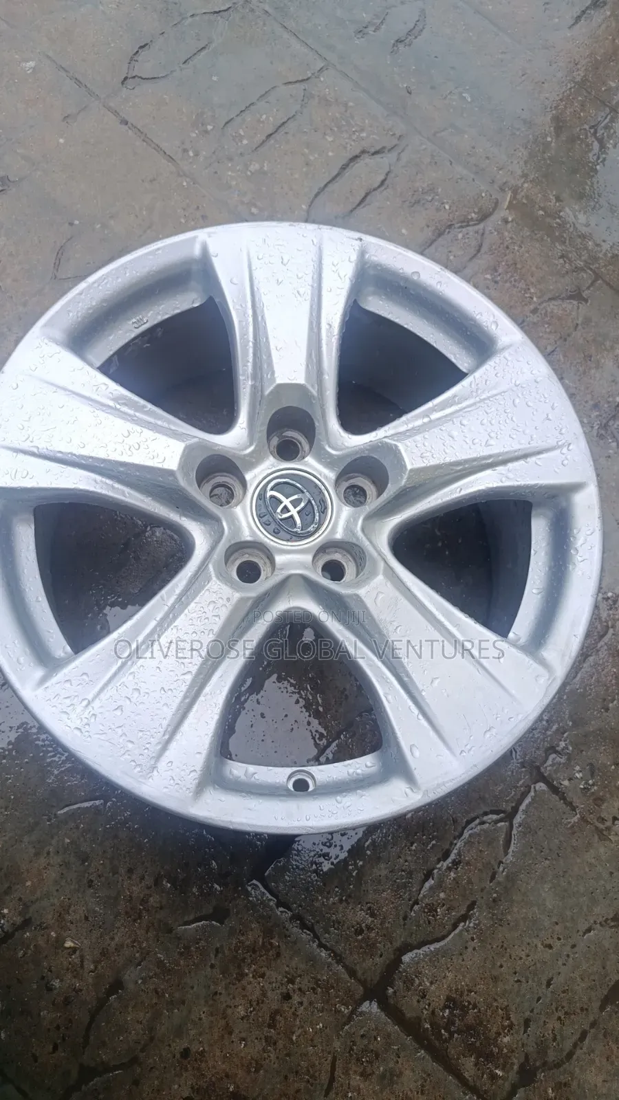245/70/16 Tyre for Highlander,sienna,pajero