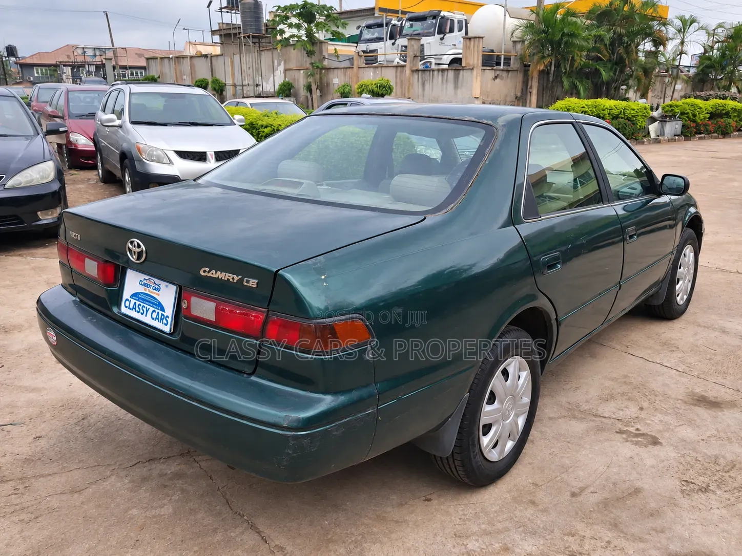 Toyota Camry LE 4dr Sedan (2.2L 4cyl 4A) 2000 Green