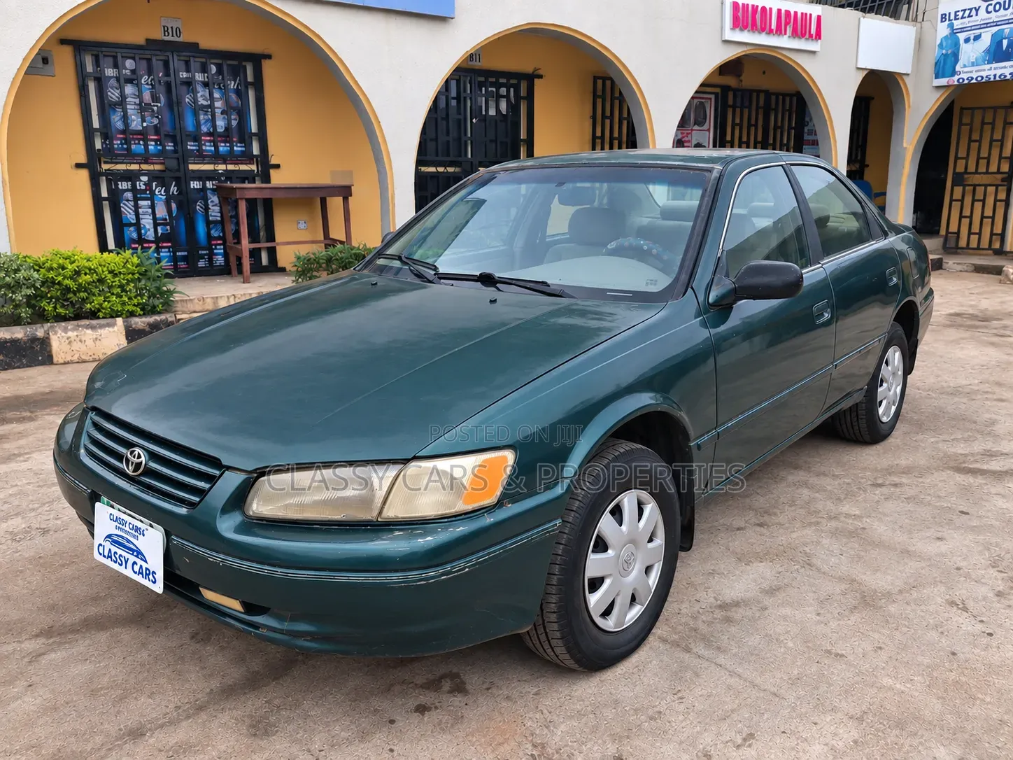 Toyota Camry LE 4dr Sedan (2.2L 4cyl 4A) 2000 Green